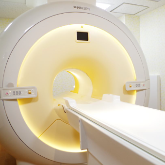 MRI検査装置画像